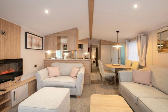 Gold Premium, parking, decking & sea view - Crantock Beach, Newquay