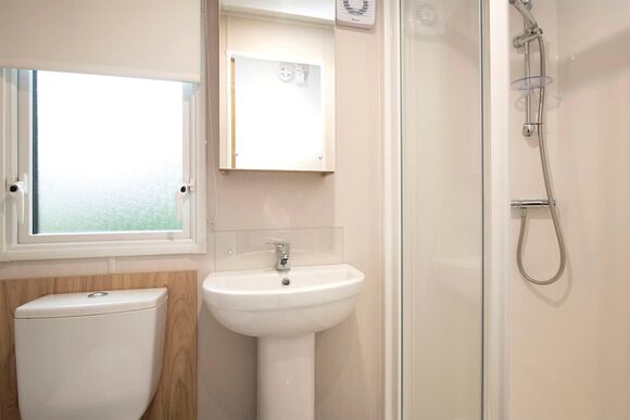 Gold Premium, parking, decking & sea view - Crantock Beach, Newquay