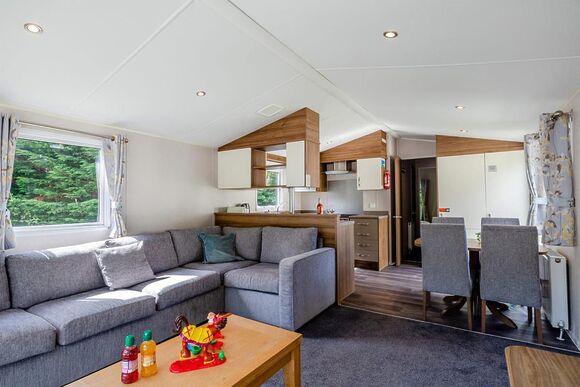 Silver Premium, parking, decking & sea view - Crantock Beach, Newquay