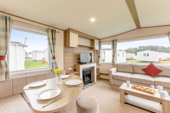 Silver 3 Bedroom Caravan, Sleeps 8 - Crantock Beach, Newquay