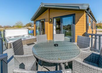 Cedar Lodge, Cedar Lodge, Cedar Lodge WF - Crealy Resort, Clyst St Mary, Nr Exeter