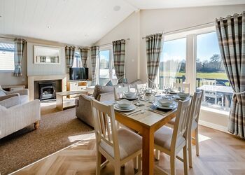 The Escape - Crealy Resort, Clyst St Mary, Nr Exeter