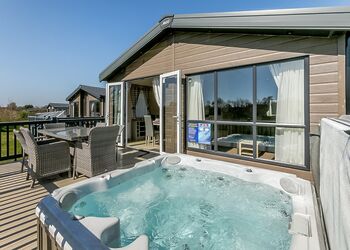 The Dartmoor - Crealy Resort, Clyst St Mary, Nr Exeter