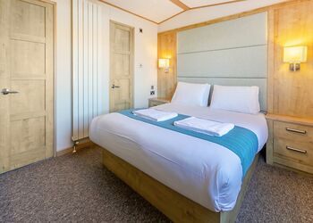 Sooty Suite - Crealy Resort, Clyst St Mary, Nr Exeter