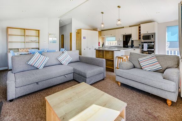The Beach House - Crealy Resort, Clyst St Mary, Nr Exeter