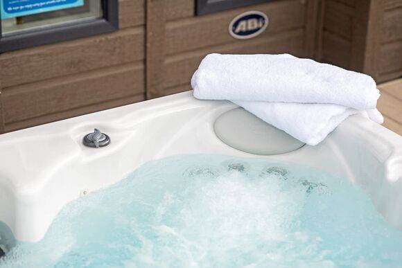 The Retreat - Crealy Resort, Clyst St Mary, Nr Exeter