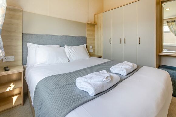 The Dartmoor - Crealy Resort, Clyst St Mary, Nr Exeter