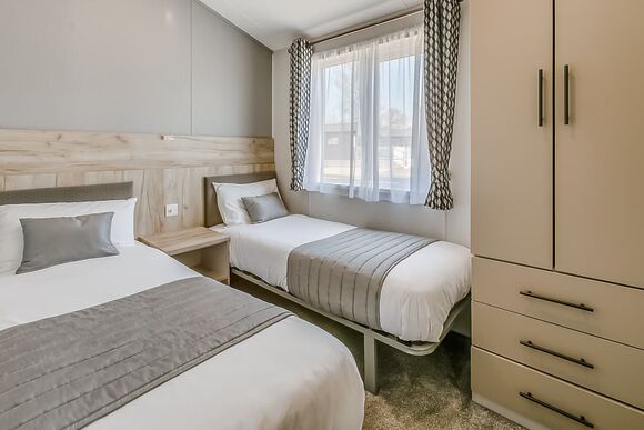 Farringdon - Crealy Resort, Clyst St Mary, Nr Exeter