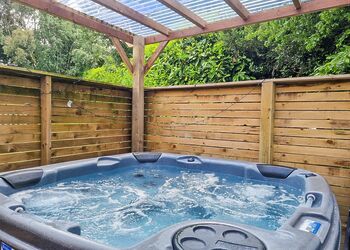 Pine Lodge - Croft Park Lodges, Little Weighton, Nr Beverley