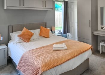 Pine Lodge - Croft Park Lodges, Little Weighton, Nr Beverley