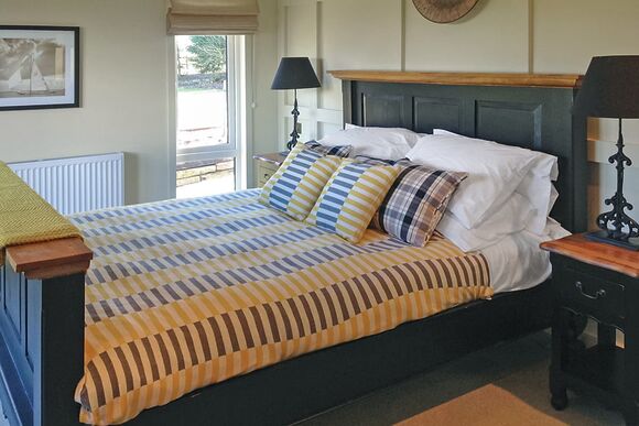 Hawthorn Lodge - Croft Park Lodges, Little Weighton, Nr Beverley