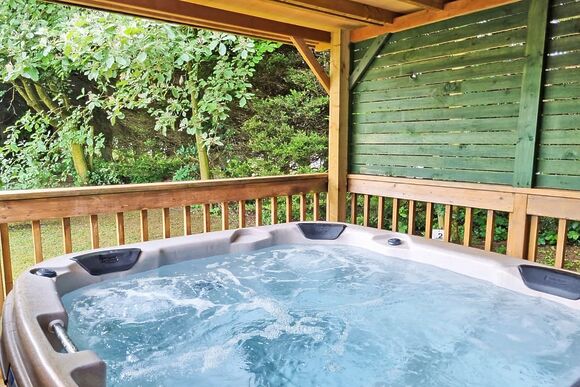 Alder Lodge - Croft Park Lodges, Little Weighton, Nr Beverley