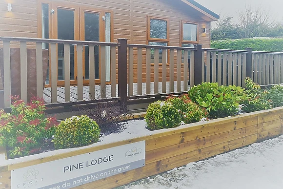 Pine Lodge 