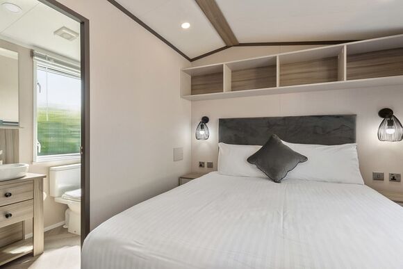 Cedar 2 Pet Friendly - Croft Country Park, Reynalton, Nr Narberth