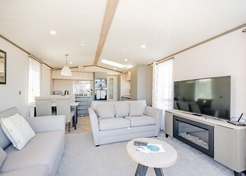 Friarland Autograph 2 Bed Junior Lodge - Crofthead, Ayr