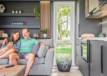 Autograph S Pod Escape 4 (Hot Tub) - Crofthead, Ayr