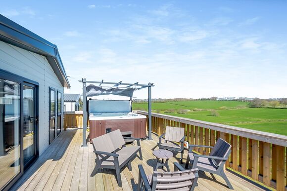 Friarland Autograph 3 Bed Lodge with Hot Tub - Crofthead, Ayr