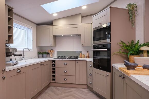 Friarland Autograph 3 Bed Lodge with Hot Tub - Crofthead, Ayr