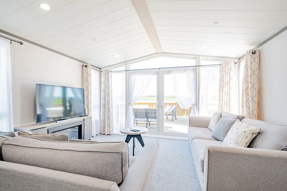 Friarland Autograph 2 Bed Junior Lodge - Crofthead, Ayr