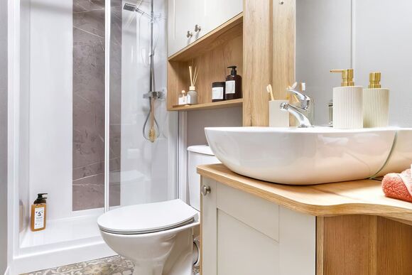 Autograph JR Lodge 3 Bedrooms (Hot tub) - Crofthead, Ayr