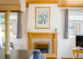 Garden Plus - Crowhurst Park Lodges, Battle