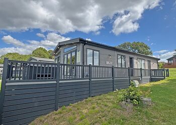 Richmond Deluxe - Crowhurst Park Lodges, Battle