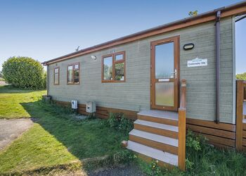 Colorado Plus - Crowhurst Park Lodges, Battle