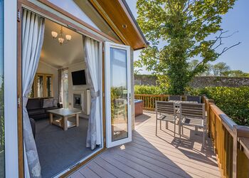 Colorado Plus - Crowhurst Park Lodges, Battle