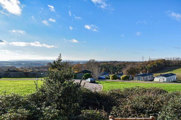 Crowhurst Park Lodges, Battle
