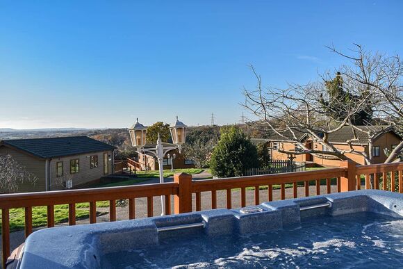 Crowhurst Park Lodges, Battle