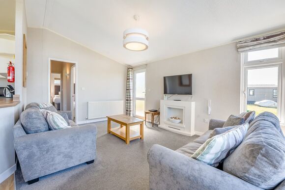 California - Crowhurst Park Lodges, Battle