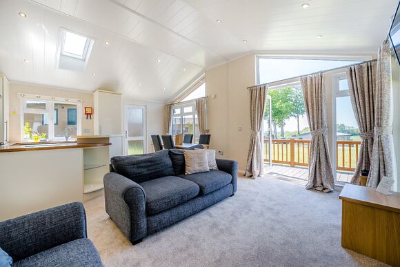 New Jersey Plus - Crowhurst Park Lodges, Battle