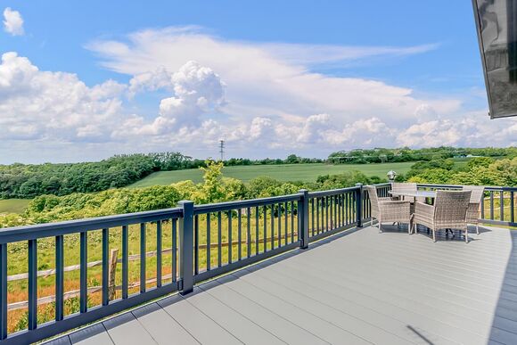 Montana - Crowhurst Park Lodges, Battle