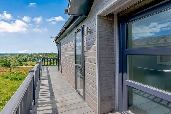 Montana - Crowhurst Park Lodges, Battle