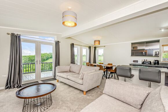 Montana - Crowhurst Park Lodges, Battle