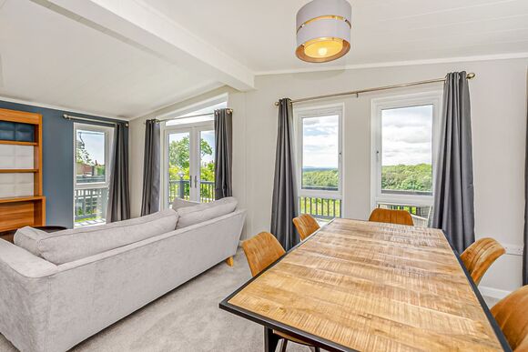 Montana - Crowhurst Park Lodges, Battle