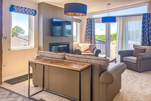 Richmond Plus - Crowhurst Park Lodges, Battle