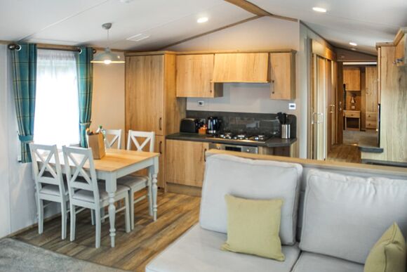 Arizona WF - Crowhurst Park Lodges, Battle