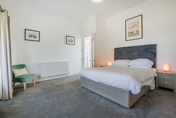 Stable Cottage - Crowhurst Park Lodges, Battle