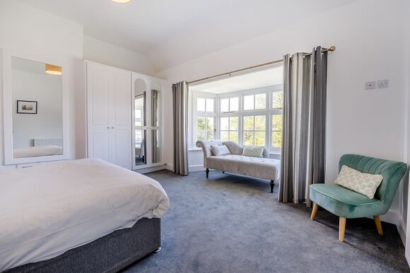 Stable Cottage - Crowhurst Park Lodges, Battle