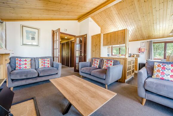 Country Plus - Crowhurst Park Lodges, Battle