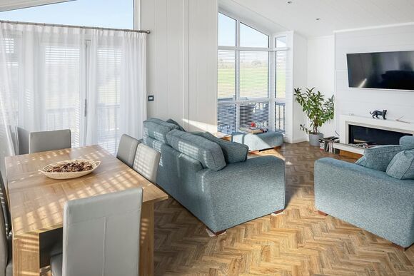 Indiana - Crowhurst Park Lodges, Battle