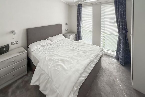 Indiana - Crowhurst Park Lodges, Battle