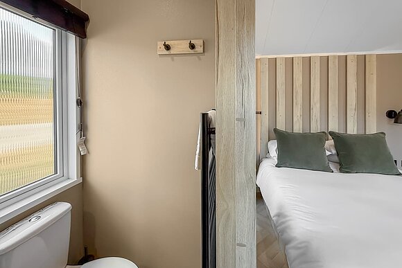 The Nest - Crowhurst Park Lodges, Battle