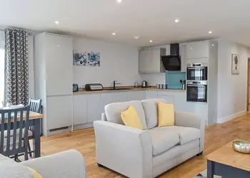 Broadway - Cotswold Gateway Escape, Offenham