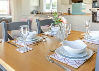 Stow - Cotswold Gateway Escape, Offenham