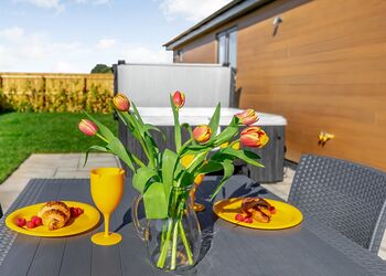 Charlbury - Cotswold Gateway Escape, Offenham