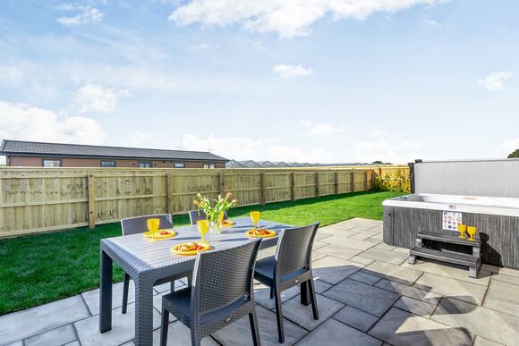 Charlbury - Cotswold Gateway Escape, Offenham