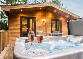 Chatsworth Elite Vogue 1 Spa - Darwin Forest, Matlock