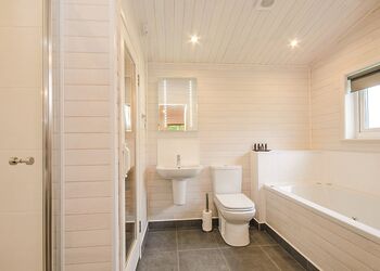 Chatsworth Elite Vogue 1 Spa - Darwin Forest, Matlock